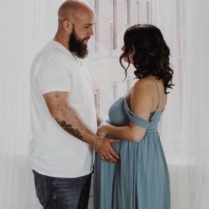 Beautiful maternity dress only wore once for photo shoot for 15 minutes